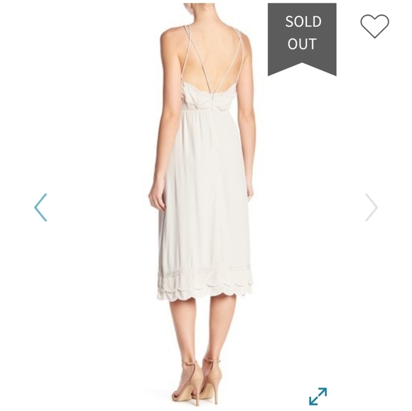 🔥Elliatt Elation Ruffle Dress Taupe. E7041742 M - Picture 3 of 10